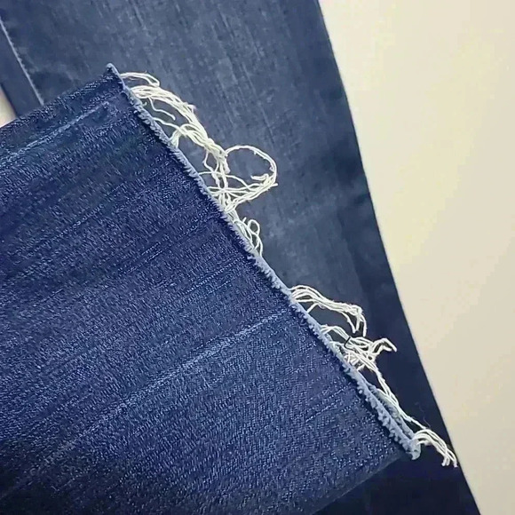 MADEWELL Cali Demi-Boot Jeans in Distressed Medium Wash Size 24 - Picture 13 of 14